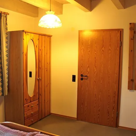 Apartment Bodenseegaestehaus Uhldingen-Muehlhofen