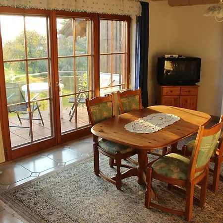 Bodenseegaestehaus Apartamento Uhldingen-Mühlhofen